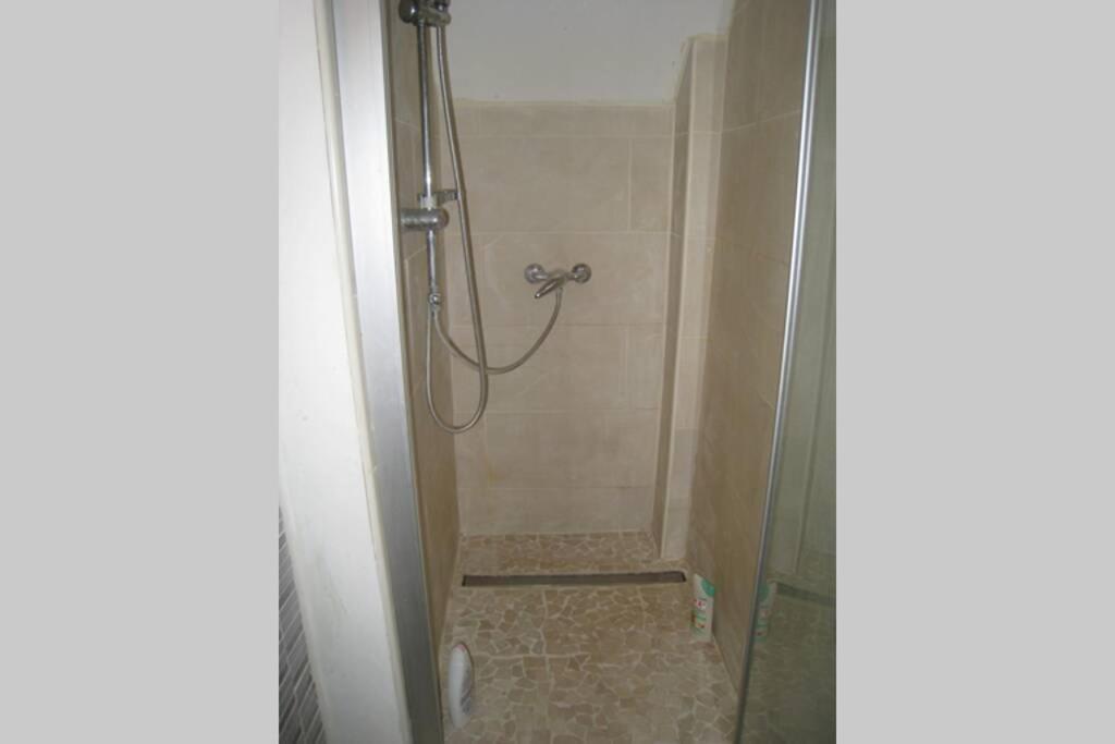 Charmante maisonnette aux portes de paris Saint-Ouen  Extérieur photo